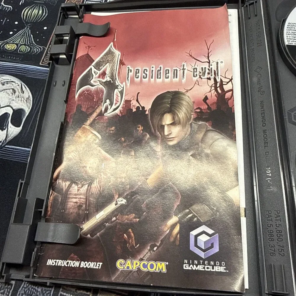 Resident Evil 4 Nintendo GameCube Complete CIB - TESTED - AUTHENTIC -